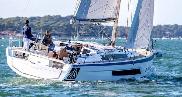 Dufour 37 (2023)