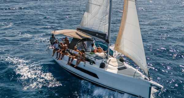 Dufour 37 (2024)