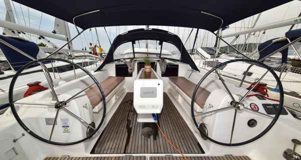 Dufour 410 Grand Large (2015)