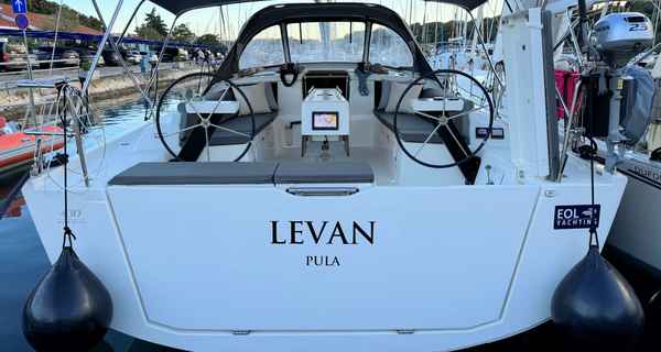 Dufour 430 Grand Large (2019)
