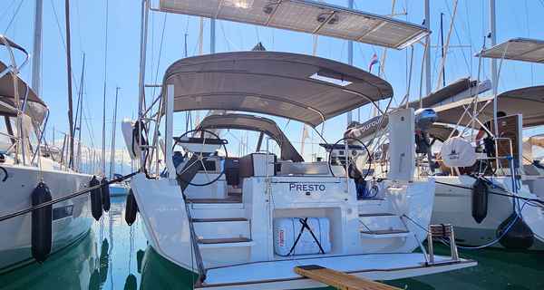 Dufour 44 (2025)