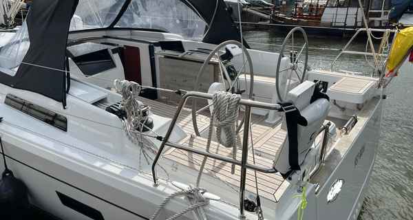 Hanse 388 (2024)