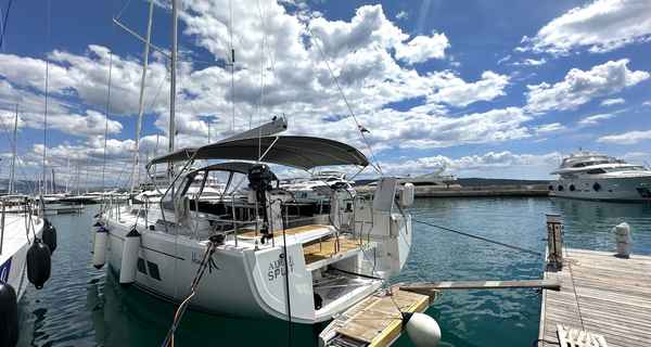 Hanse 548 (2022)