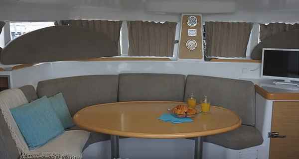 Lagoon 380 S2 (2014)