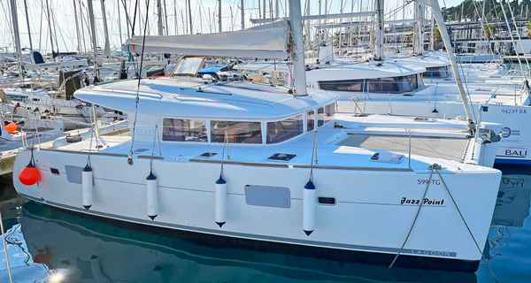 Lagoon 400 (2012)