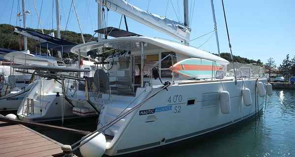 Lagoon 400 S2 (2014)