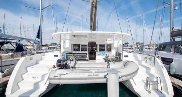 Lagoon 450 F (2016)