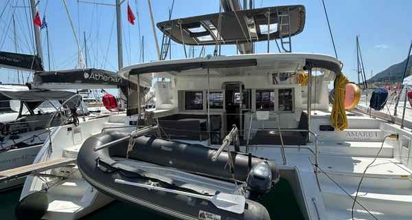 Lagoon 450 F (2019)