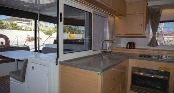 Lagoon 450 SporTop (2019)