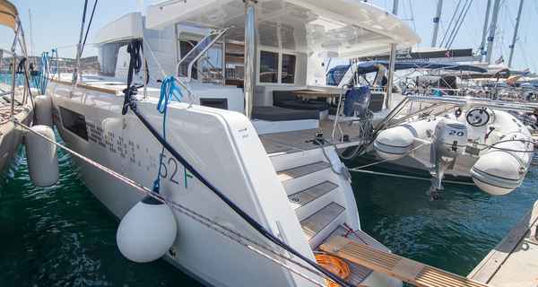 Lagoon 52 Fly (2018)