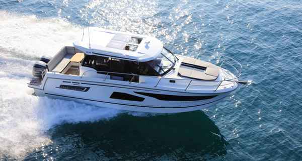 Merry Fisher 1095 (2022)