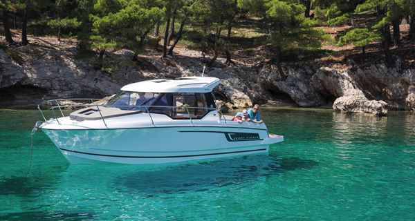 Merry Fisher 795 (2024)