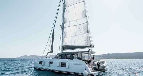 Nautitech 40 (2022)