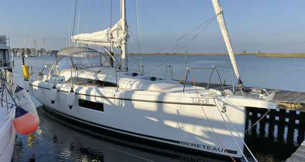 Oceanis 30.1 (2024)