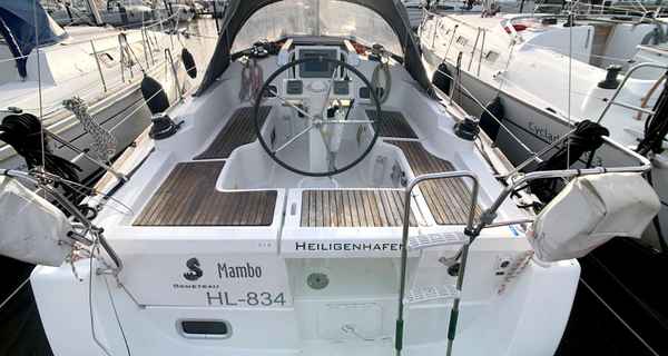 Oceanis 31 (2011)