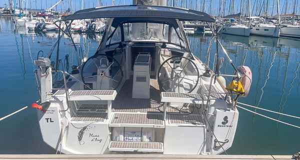 Oceanis 35.1 (2019)