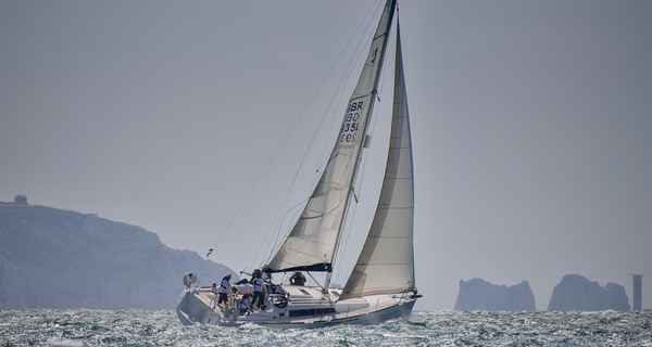 Oceanis 37 (2012)