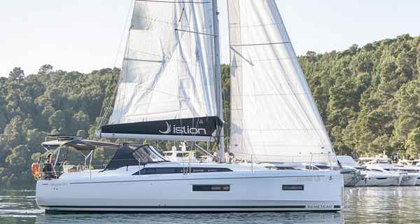 Oceanis 37.1