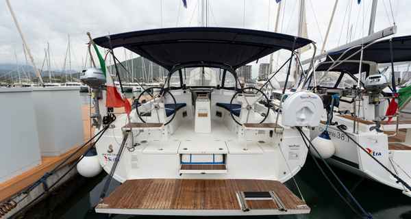 Oceanis 37.1 (2024)