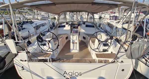Oceanis 37.1 (2024)