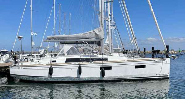 Oceanis 38.1 (2020)