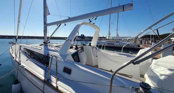 Oceanis 38.1 (2023)