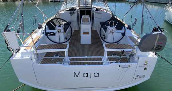 Oceanis 38.1 (2021)