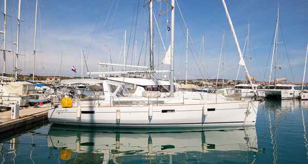 Oceanis 45 (2017)