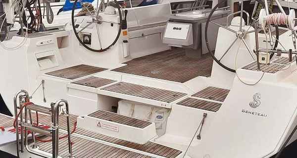 Oceanis 48 (2015)