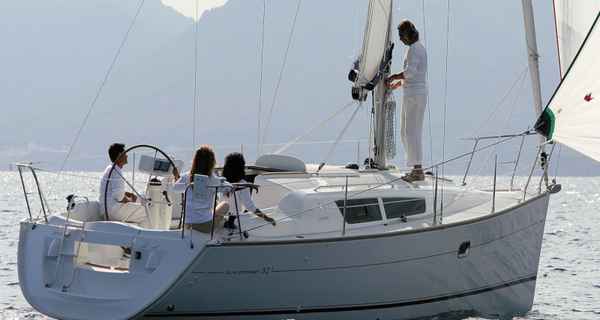 Sun Odyssey 32i (2009)