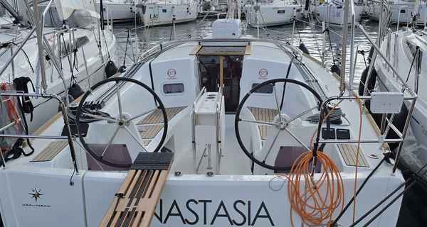Sun Odyssey 349 (2025)