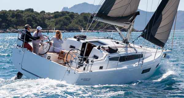 Sun Odyssey 350 (2024)
