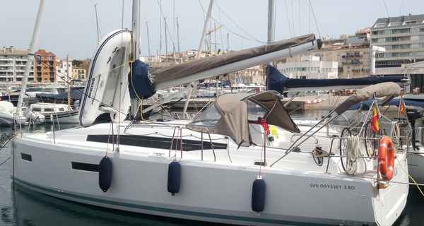 Sun Odyssey 380 (2024)