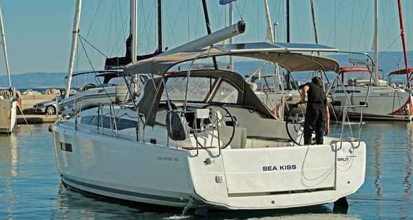 Sun Odyssey 380 (2024)