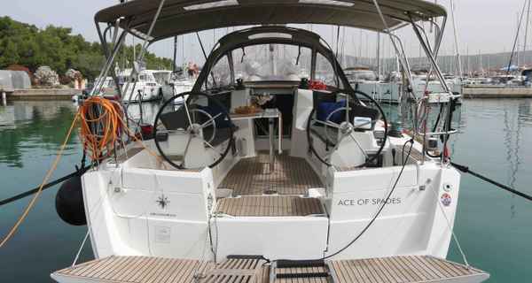 Sun Odyssey 389 (2017)