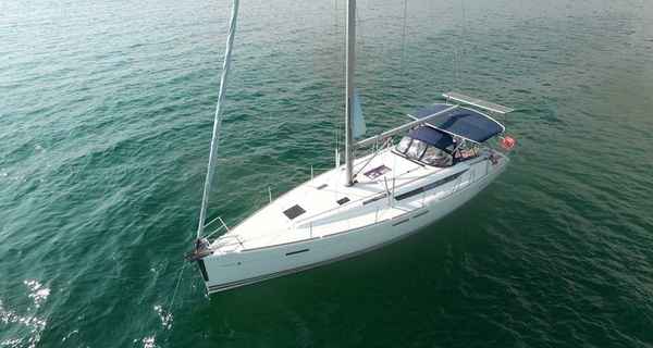 Sun Odyssey 439 (2013)