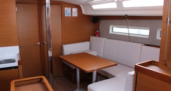 Sun Odyssey 440 (2019)