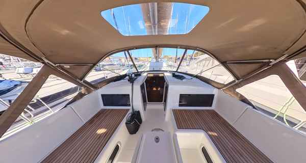 Sun Odyssey 490