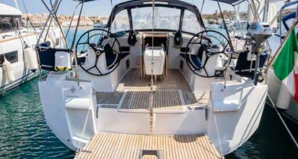 Sun Odyssey 519 (2017)