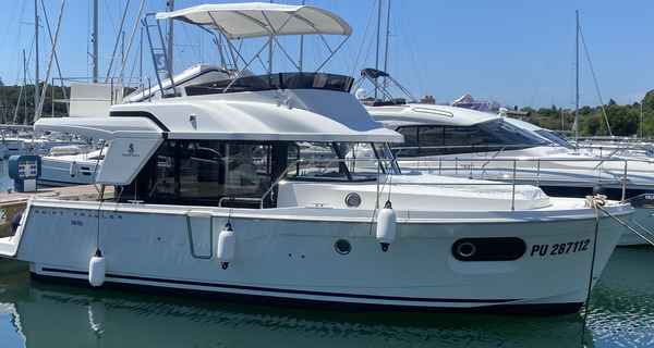 Swift Trawler 35 (2024)