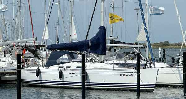 X Yacht 37 (2008)