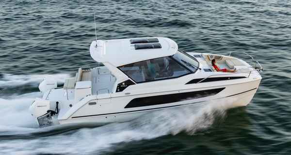 Aquila 36 Sport (2022)