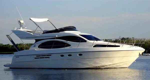 Azimut 46 (2004)