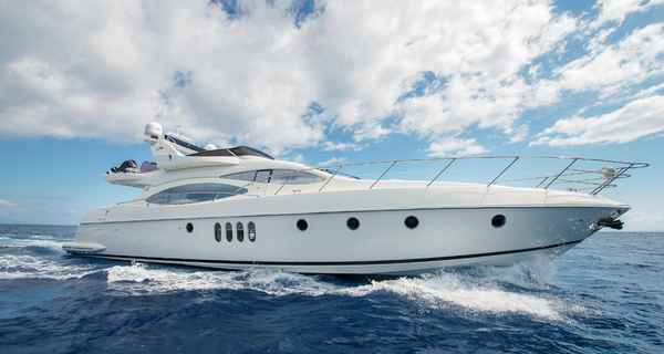 Azimut 68 Fly (2004)