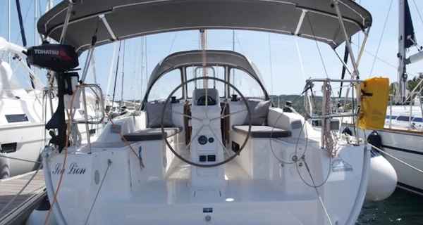 Bavaria Cruiser 33 (2016)