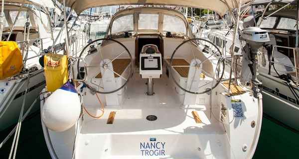 Bavaria Cruiser 37 (2015)