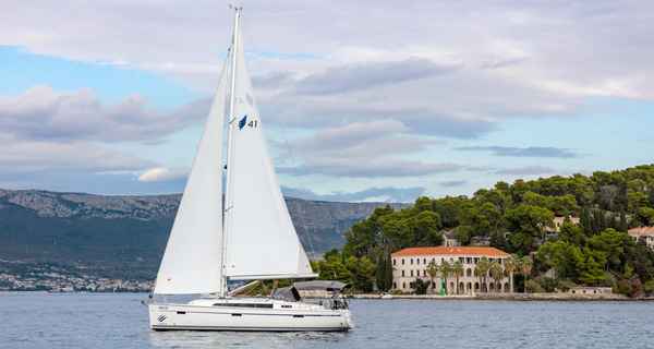 Bavaria Cruiser 41 (2018)