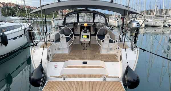 Bavaria Cruiser 46 (2022)