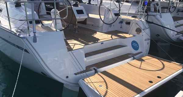 Bavaria Cruiser 46 (2018)