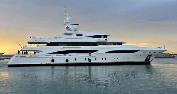 Benetti 196 (2015)